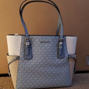 Michael Kors Chambray Blue Leather Voyager Tote *new*